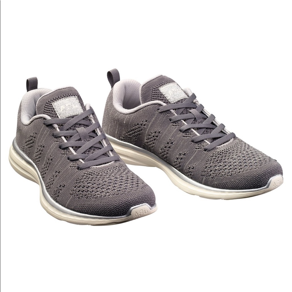 APL Sneakers size 6